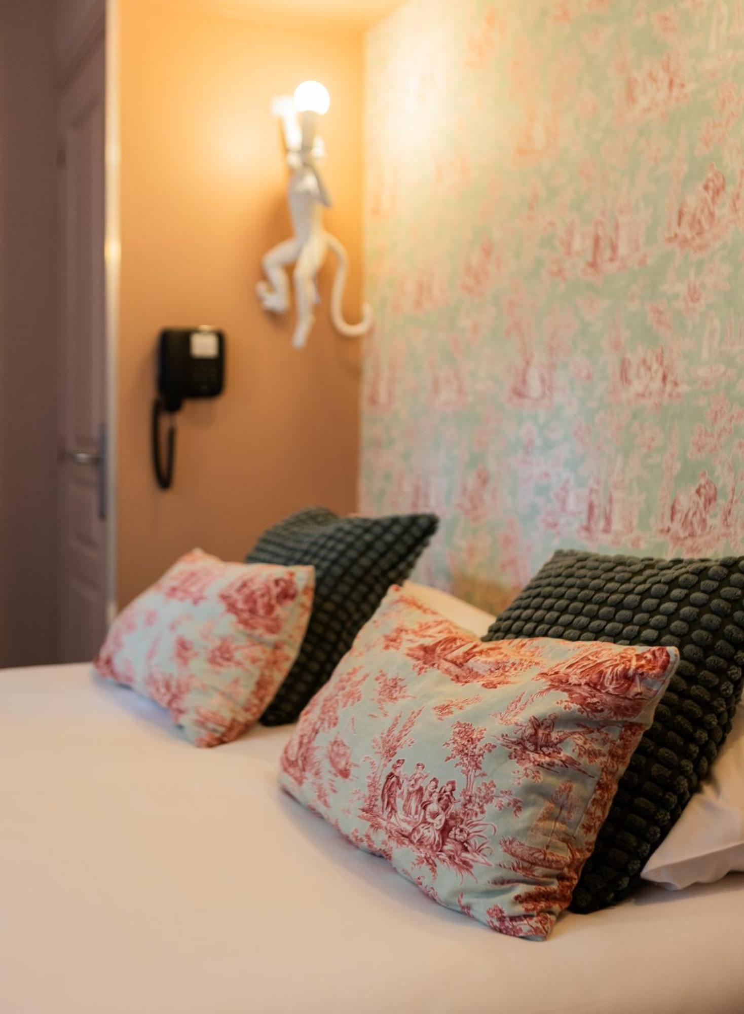Garlande Hotel Avignon Centre Bagian luar foto